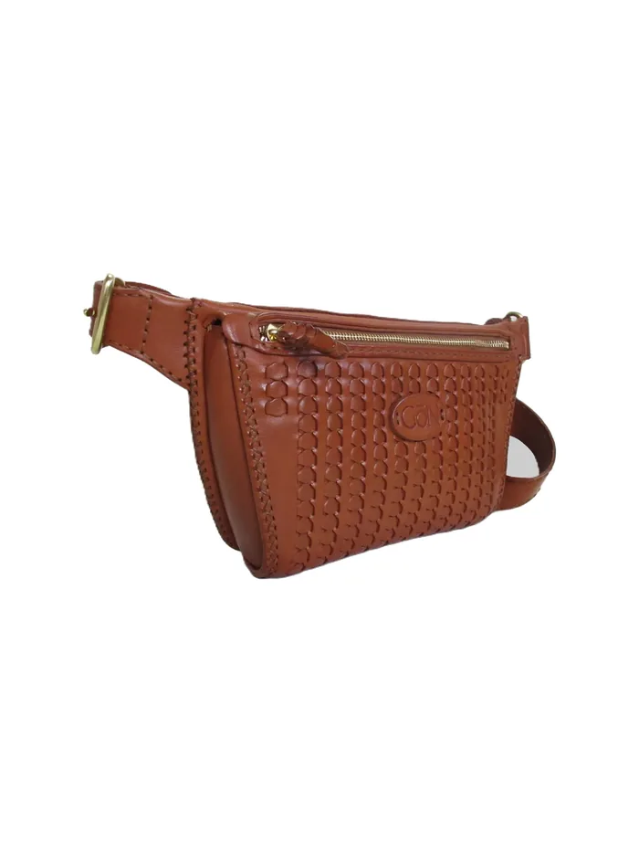 GÖN Ago belt bag in tan leather