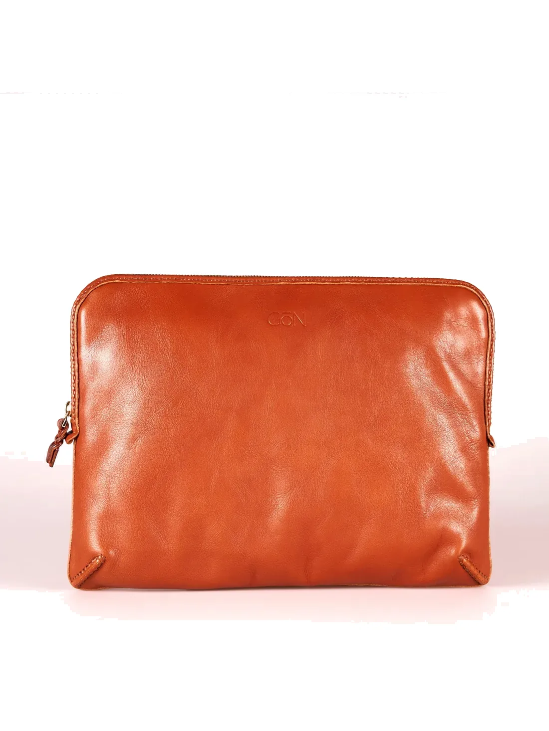 GÖN Handmade Celes Laptop Sleeve in Tan — view 4