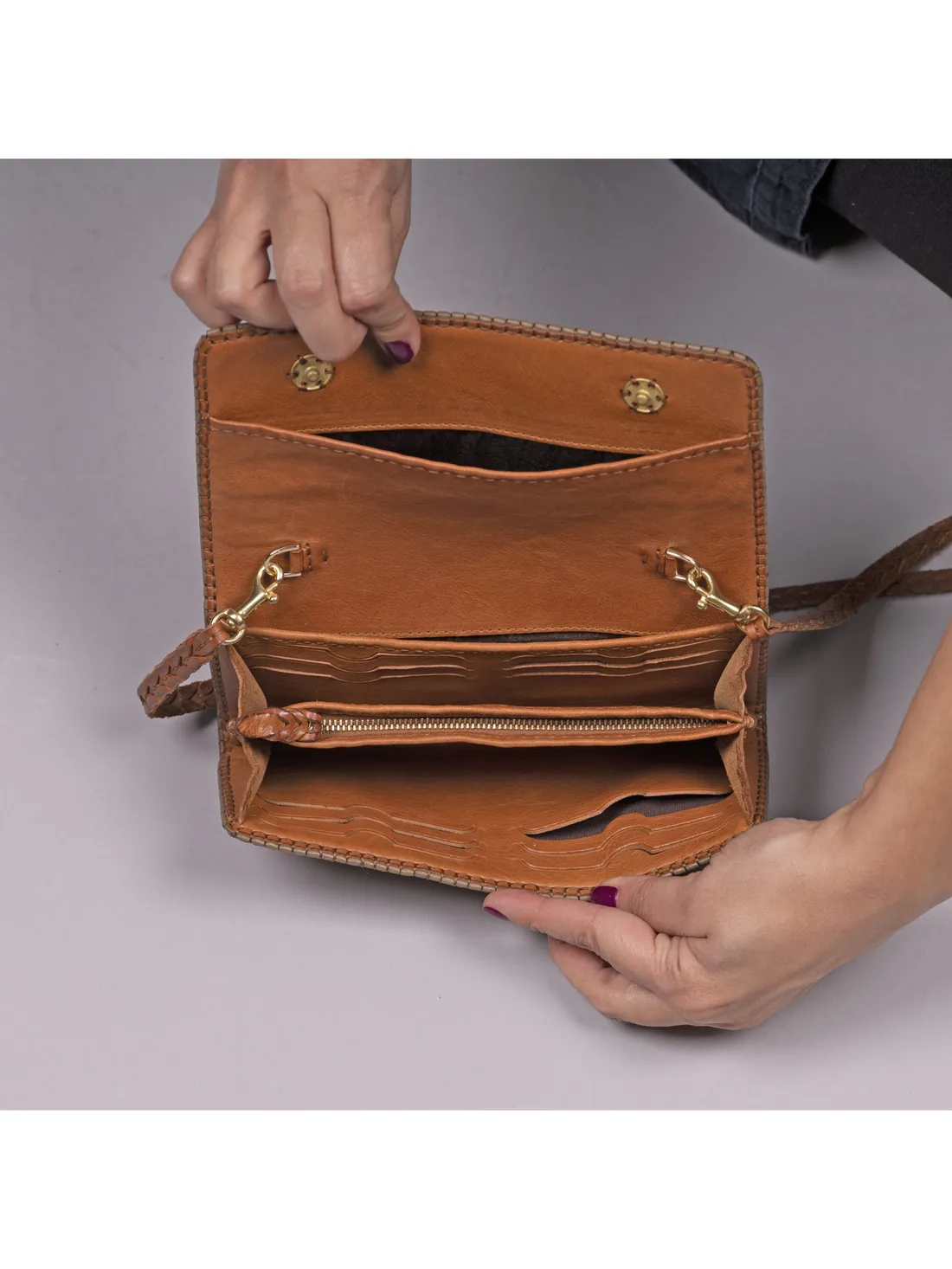 GÖN Handmade Sona Clutch — view 3