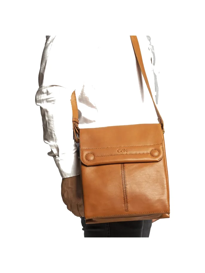 GÖN Kreko crossbody bag in tan leather